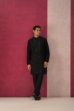 Nikunjya- Embroidered Short Kurta