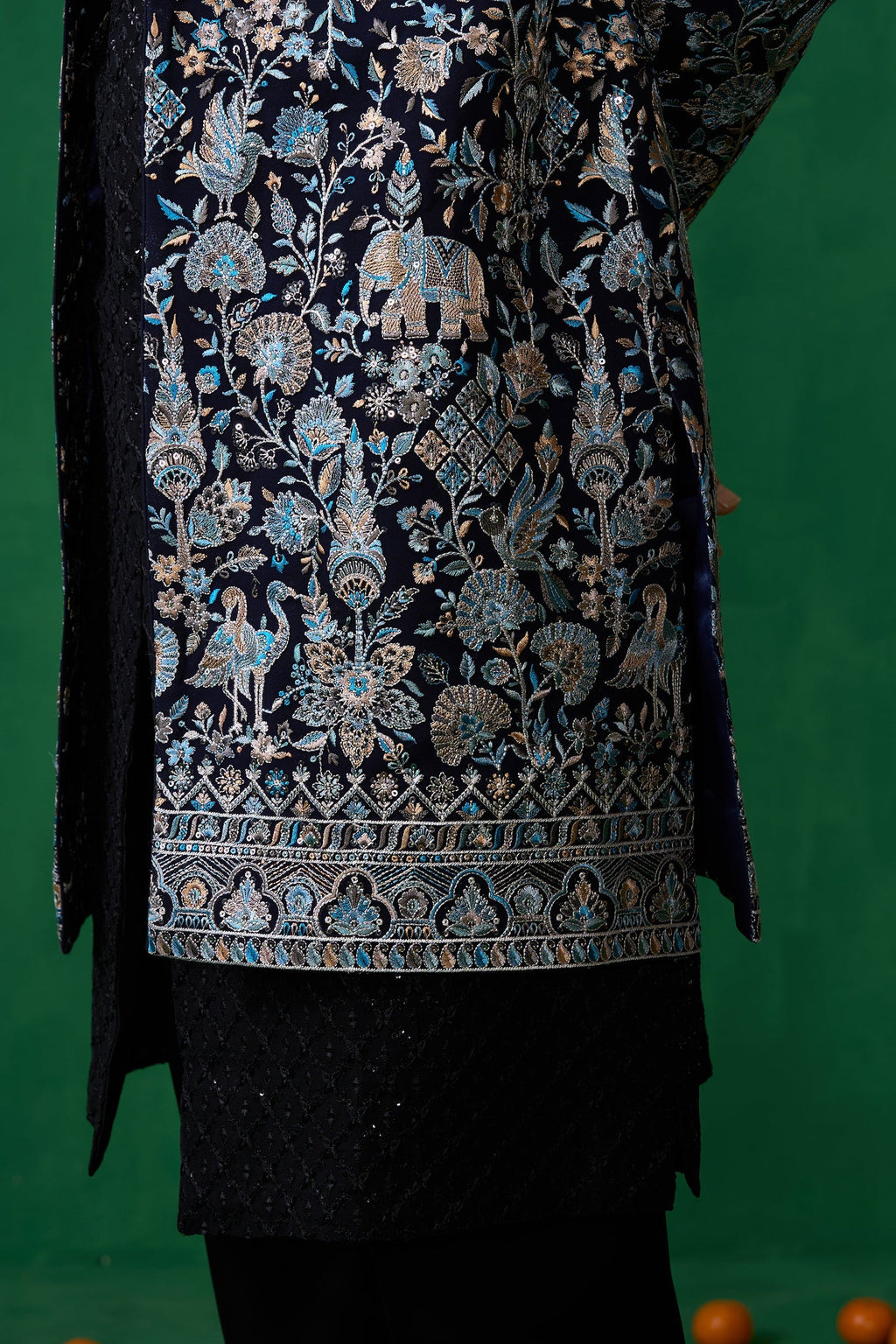 ASHNEER GROVER IN GARDEN NAVY BLUE INDOWESTERN SET