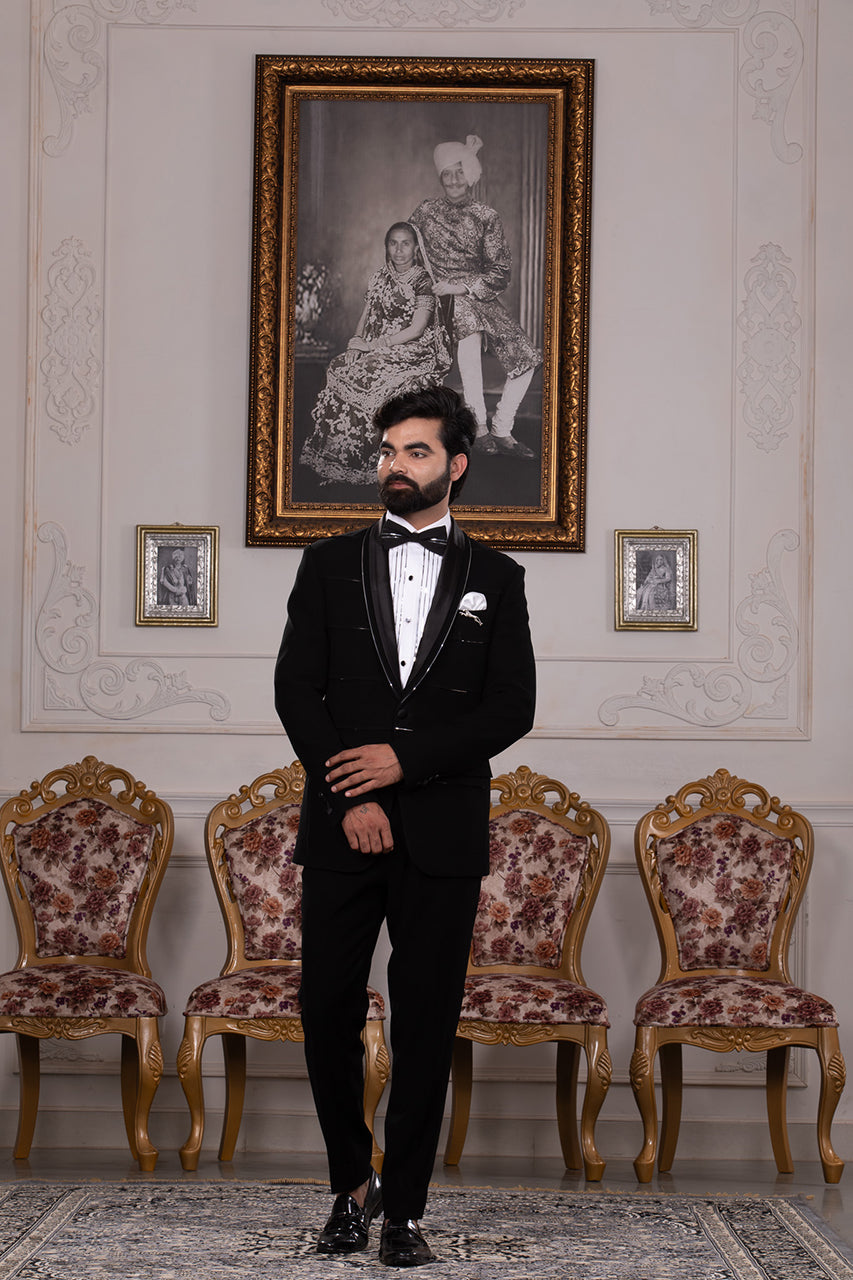 SILVER EMBROIDERY TUXEDO SET